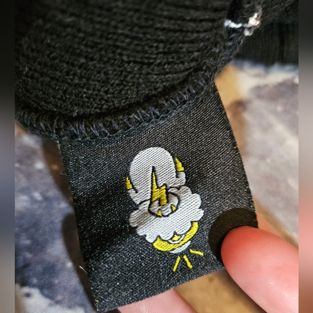 Not Human Beanie - Picture 5 of 5